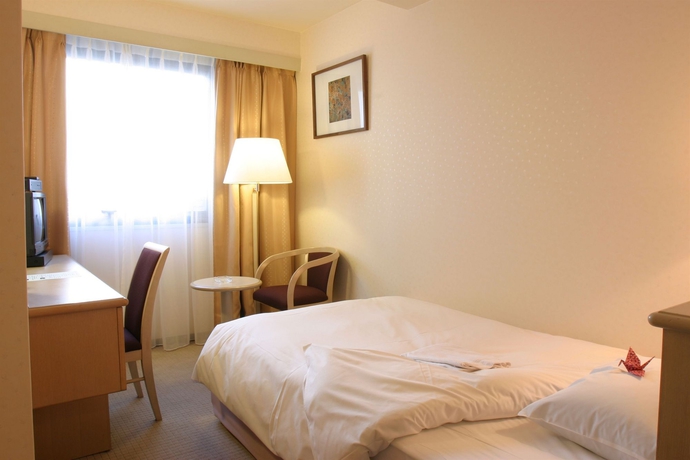 Imagen de la habitación del Hotel Karasuma Kyoto. Foto 9