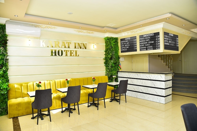 Imagen de los interiores del Hotel Karat Inn. Foto 17