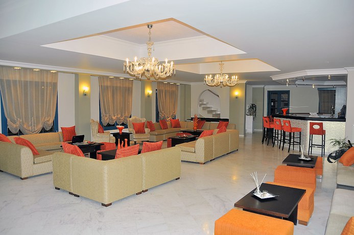 Imagen de los interiores del Hotel Karavostasi Beach. Foto 19