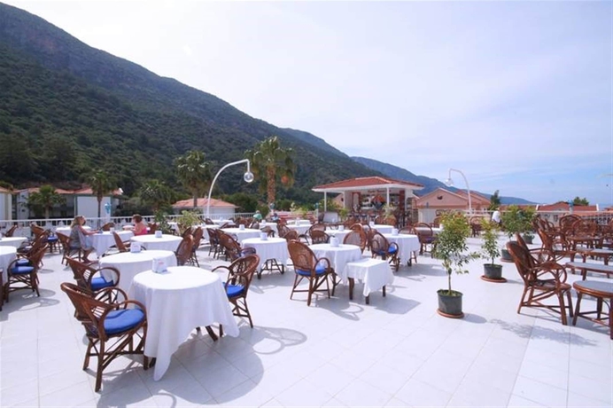 Imagen del bar/restaurante del Hotel Karbel - All Inclusive. Foto 6