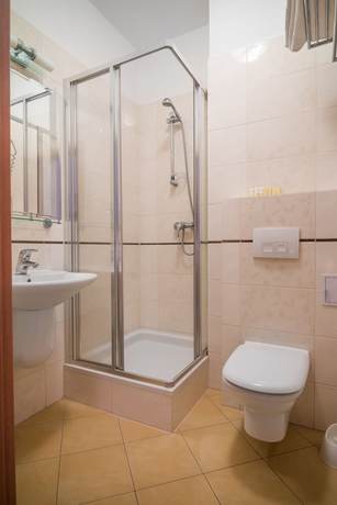 Imagen de la habitación del Hotel Karczyce. Foto 17