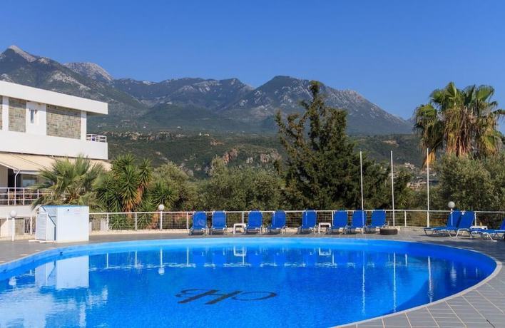Imagen de la piscina del Hotel Kardamili Beach. Foto 20