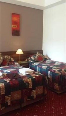 Imagen de la habitación del Hotel Karden House. Foto 8