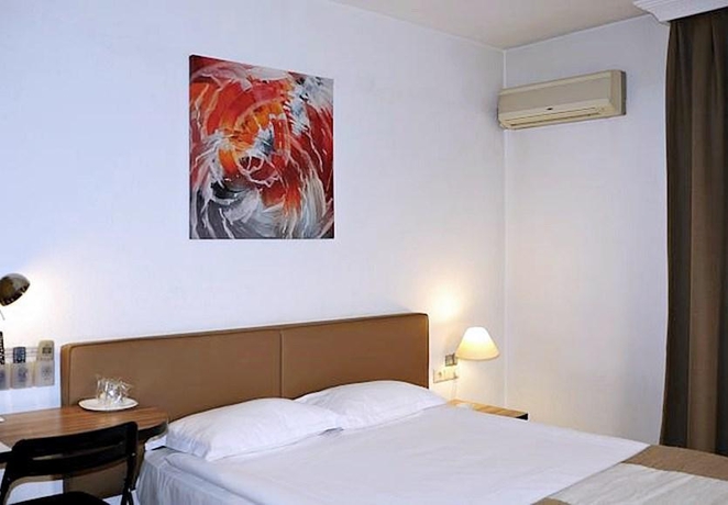Imagen general del Hotel Kardes. Foto 12