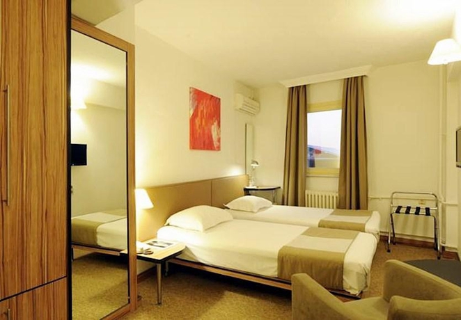 Imagen general del Hotel Kardes. Foto 14