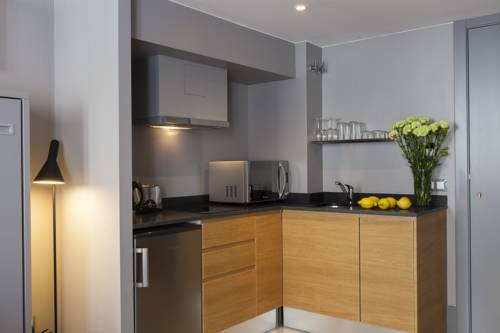 Imagen de la habitación del Hotel Kare No Apartments By Sitges Group. Foto 17