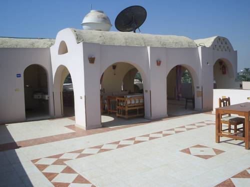 Imagen de los interiores del Hotel Kareem. Foto 8