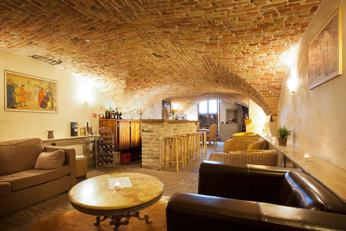 Imagen del bar/restaurante del Hotel Karel de Stoute. Foto 2