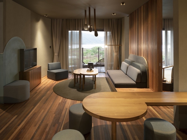 Imagen de la habitación del Hotel Karen. Foto 13