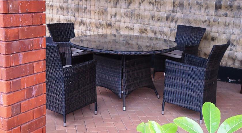 Imagen general del Hotel Karen Inn and Suites. Foto 5