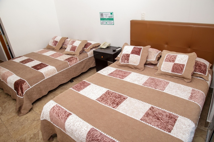 Imagen de la habitación del Hotel Kariary. Foto 12