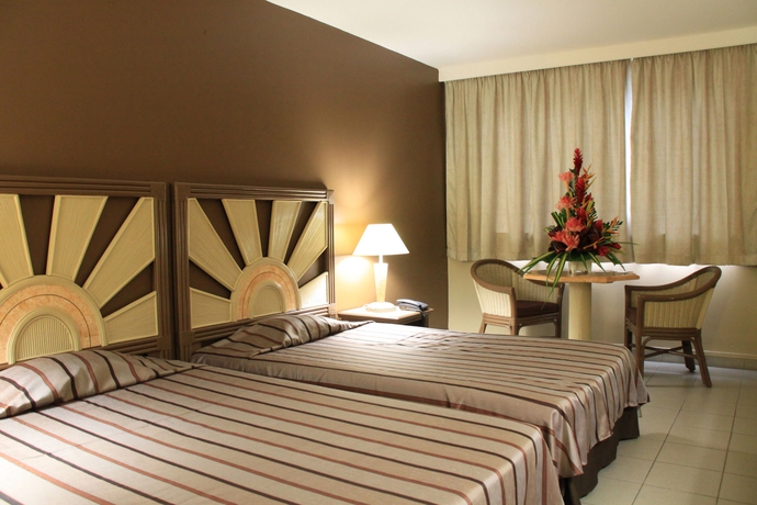 Imagen de la habitación del Hotel Karibea La Valmeniere and Spa. Foto 5