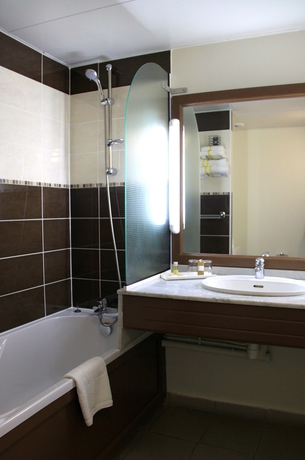 Imagen de la habitación del Hotel Karibea La Valmeniere and Spa. Foto 8