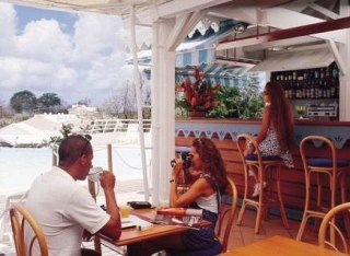 Imagen del bar/restaurante del Hotel Karibea Resort SAinte Luce - Residence Caribia. Foto 3