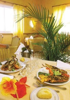 Imagen del bar/restaurante del Hotel Karibea Sainte Luce. Foto 2