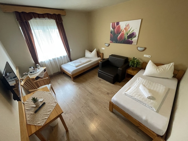 Imagen de la habitación del Hotel Karin, Budapest. Foto 9