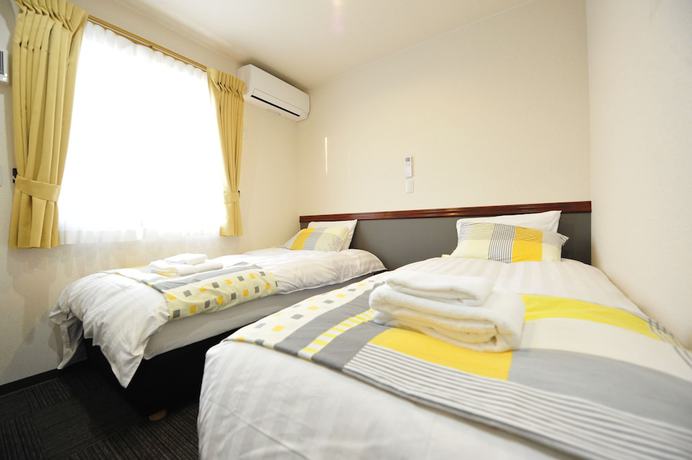 Imagen de la habitación del Hotel Karin Doo. Foto 12