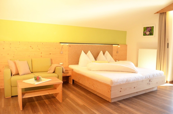 Imagen de la habitación del Hotel Karin, Tirol - Tirolo. Foto 11