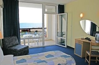 Imagen de la habitación del Hotel Karina Beach. Foto 2