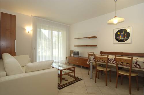 Imagen de la habitación del Hotel Karinhall. Foto 8