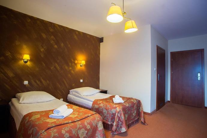 Imagen de la habitación del Hotel Karino Spa. Foto 10