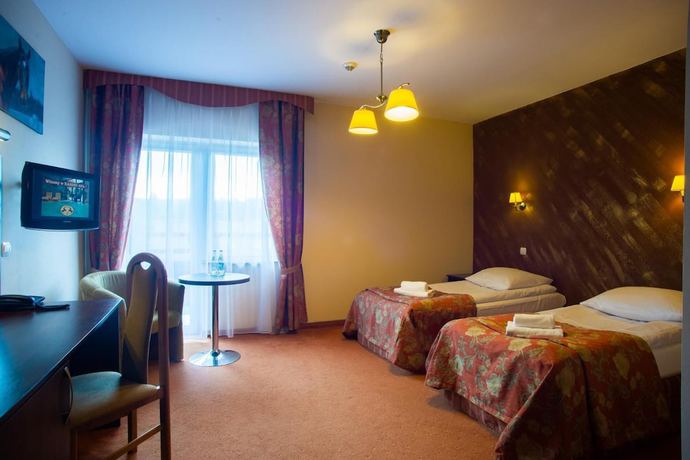 Imagen de la habitación del Hotel Karino Spa. Foto 15