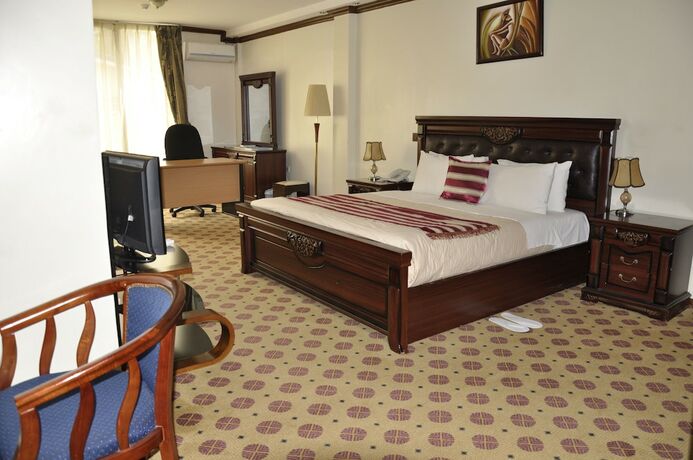 Imagen de la habitación del Hotel Karisimbi. Foto 17