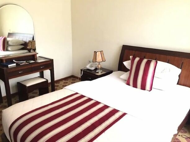 Imagen general del Hotel Karisimbi. Foto 11