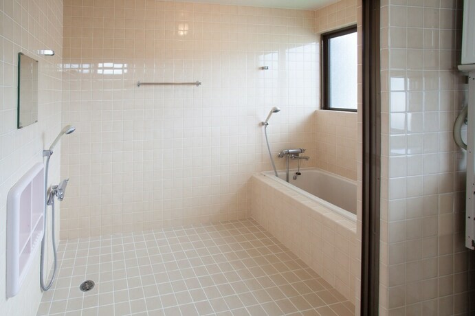 Imagen de la habitación del Hotel Kariyushi Condominium Resort Kin New Covenant. Foto 7