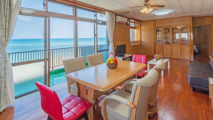 Imagen de la habitación del Hotel Kariyushi Condominium Resort Kin New Covenant. Foto 12