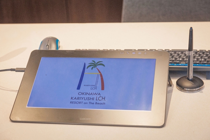 Imagen de los interiores del Hotel Kariyushi Lch Resort. Foto 19