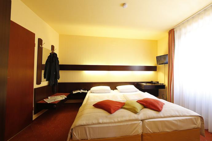 Imagen de la habitación del Hotel Karl Noss. Foto 6