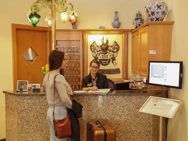 Imagen de los interiores del Hotel Karl Noss. Foto 20