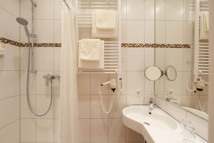 Imagen de la habitación del Hotel Karl Noss. Foto 16