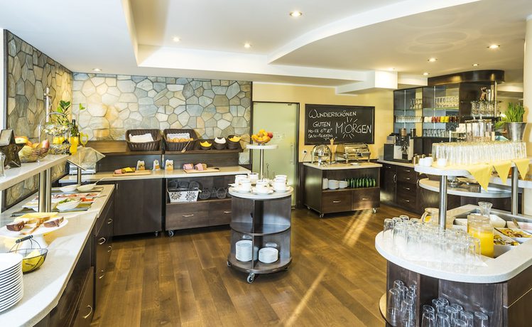 Imagen del bar/restaurante del Hotel Karl-Wirt. Foto 3