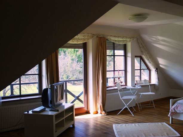 Imagen de los interiores del Hotel Karlamuiza Country. Foto 6