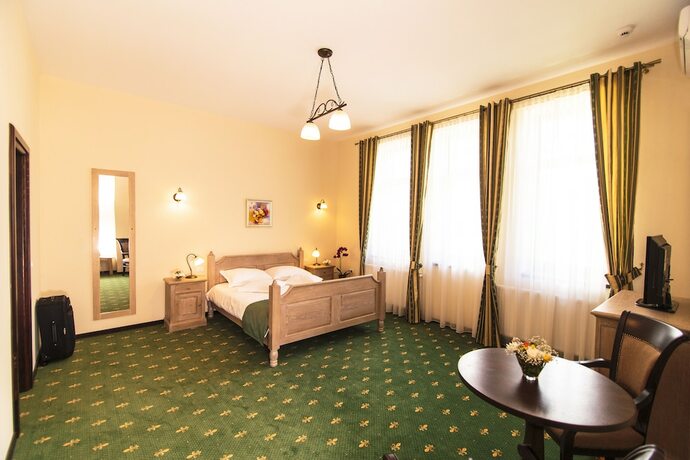 Imagen de la habitación del Hotel Karlhof. Foto 16