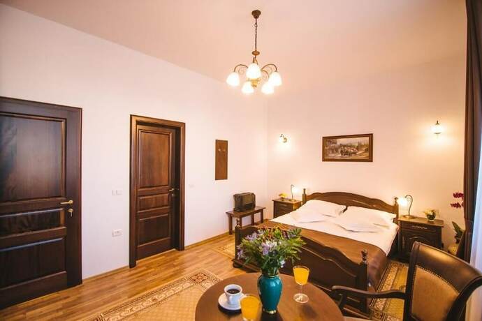 Imagen general del Hotel Karlhof. Foto 9