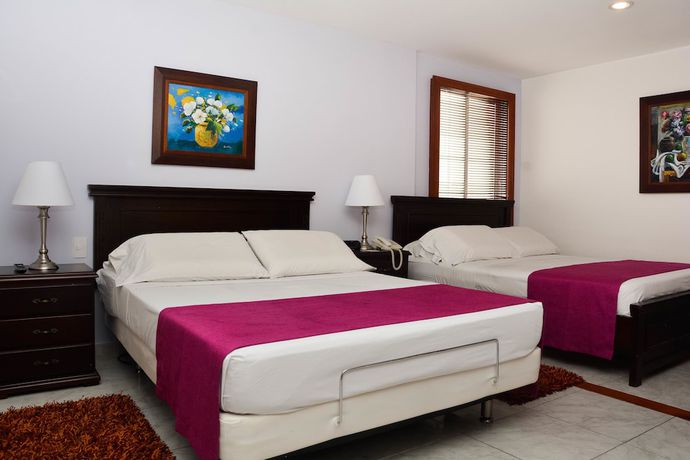 Imagen de la habitación del Hotel Karlo. Foto 16