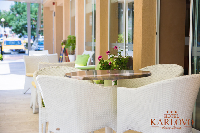 Imagen del bar/restaurante del Hotel Karlovo. Foto 4