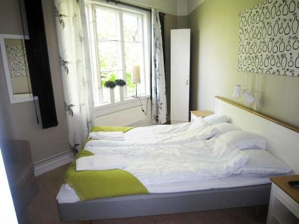 Imagen de la habitación del Hotel Karlsborg B&B Och Vandrarhem. Foto 23