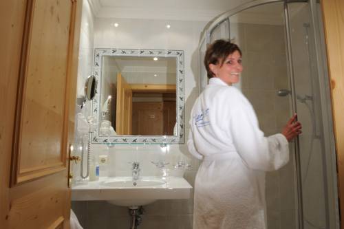 Imagen de la habitación del Hotel Karlwirt, Eben am Achensee. Foto 13