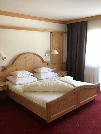 Imagen de la habitación del Hotel Karlwirt. Foto 7