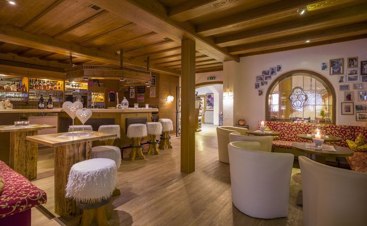 Imagen del bar/restaurante del Hotel Karlwirt. Foto 2