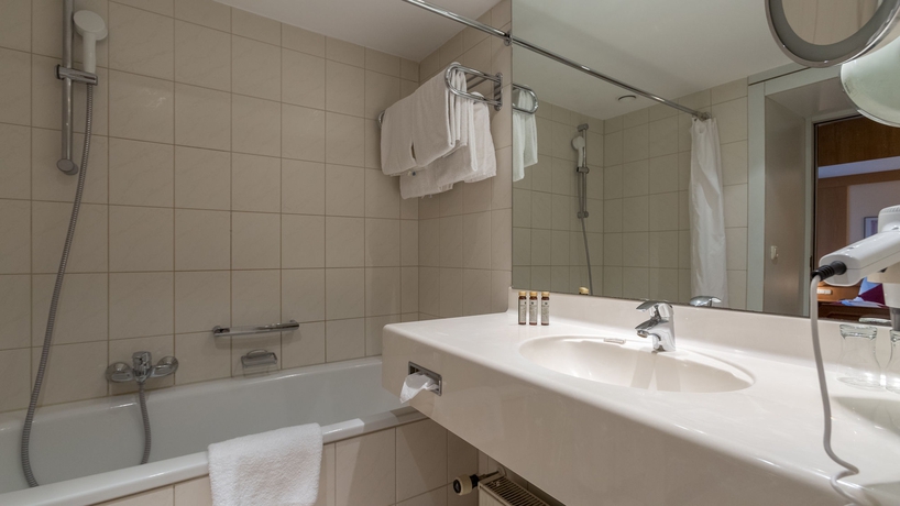 Imagen de la habitación del Hotel Karma Bavaria. Foto 9