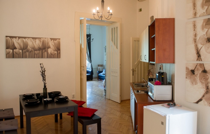 Imagen de la habitación del Hotel Karma Boutique Apartments. Foto 5