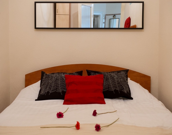 Imagen de la habitación del Hotel Karma Boutique Apartments. Foto 10