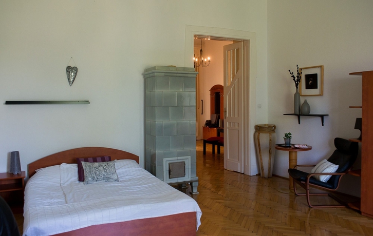 Imagen de la habitación del Hotel Karma Boutique Apartments. Foto 12