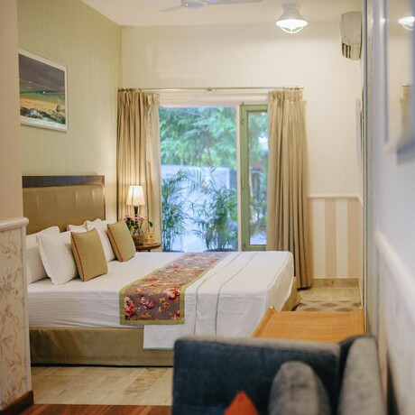 Imagen de la habitación del Hotel Karma Chalets, Gurgaon. Foto 17