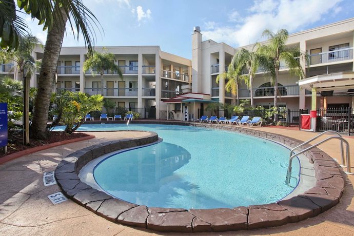Imagen de la piscina del Hotel Karma Nest Tampa. Foto 18